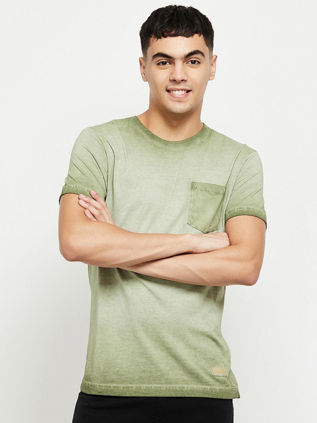 

max Men Green T-shirt