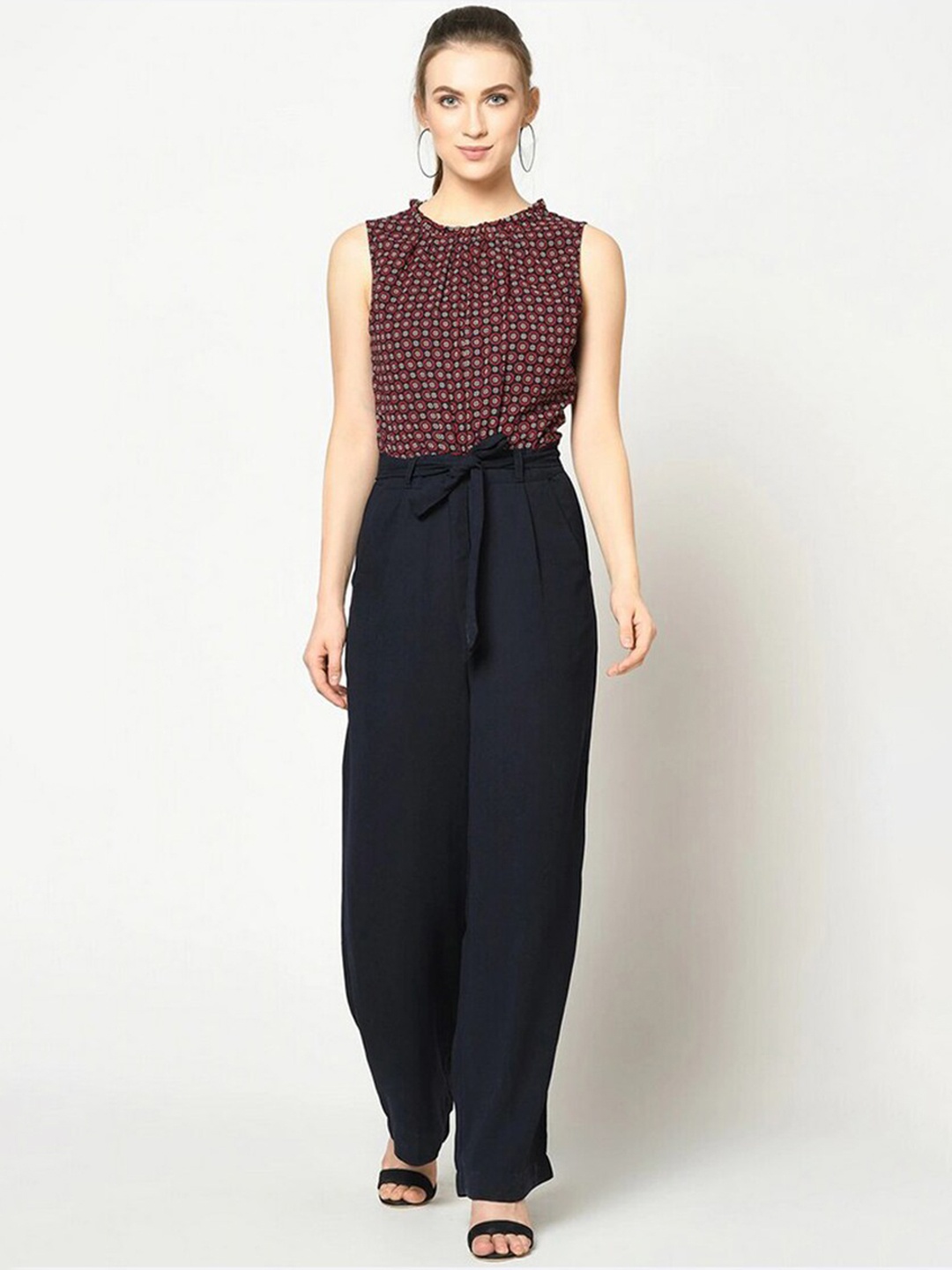 

SQew Navy Blue & Red Printed Basic Jumpsuit