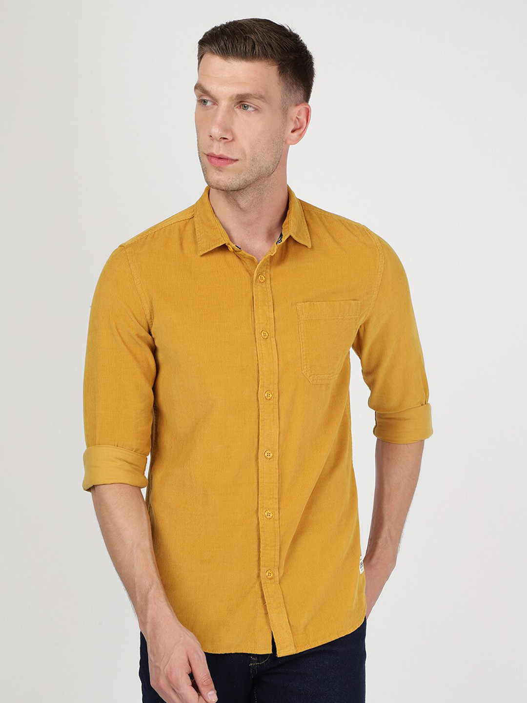 

Lee Men Yellow Slim Fit Casual Shirt