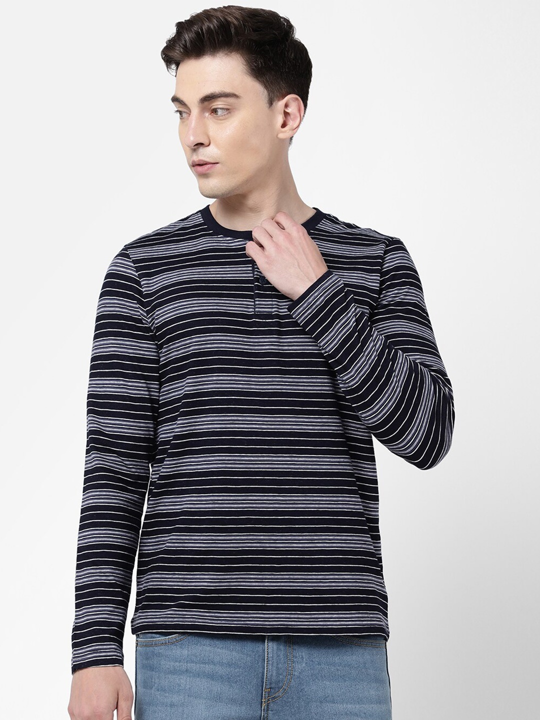 

Lee Men Blue Striped Henley Neck Slim Fit T-shirt
