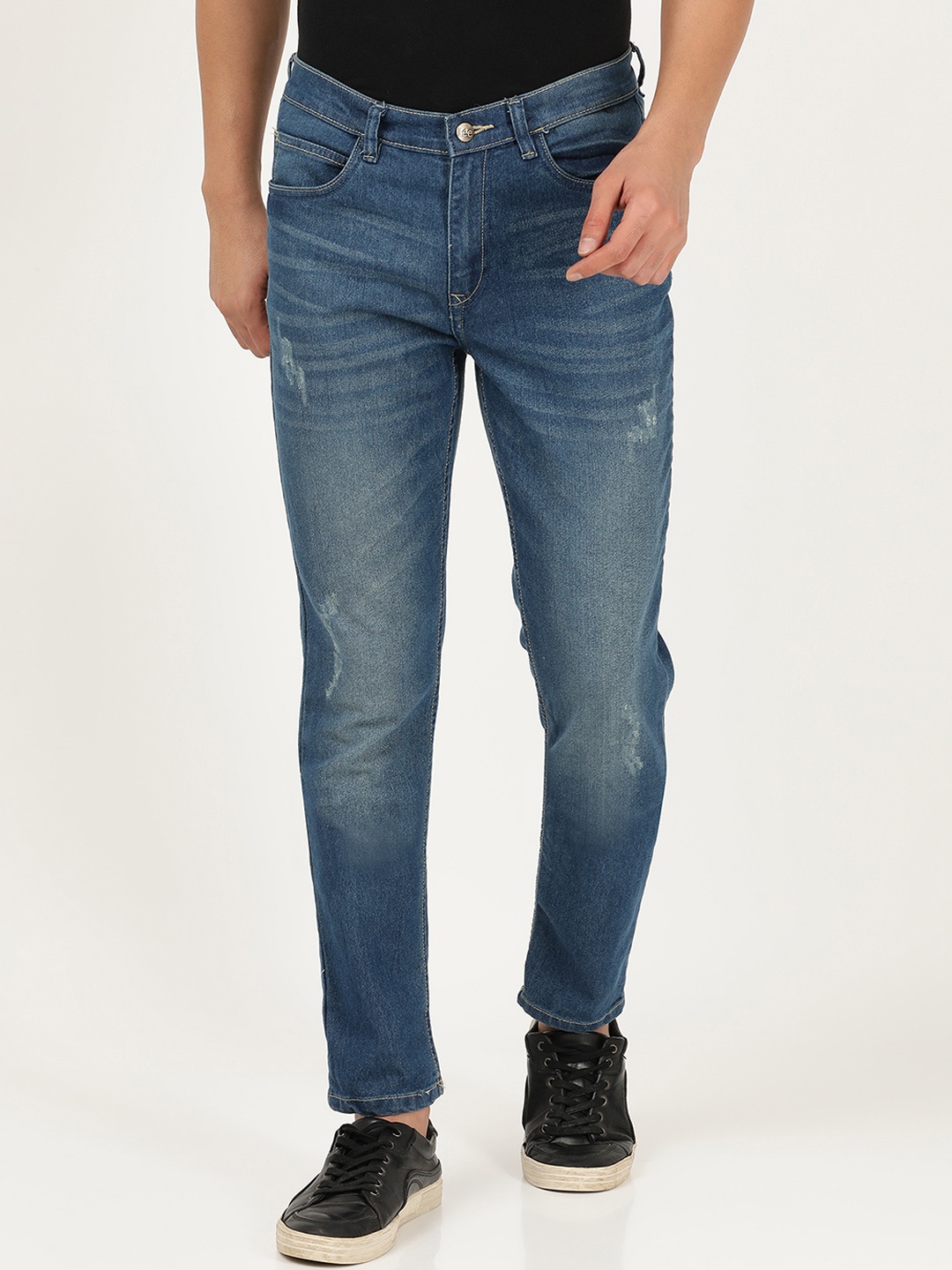 

Lee Men Blue Bruce Skinny Fit Low Distress Light Fade Stretchable Jeans