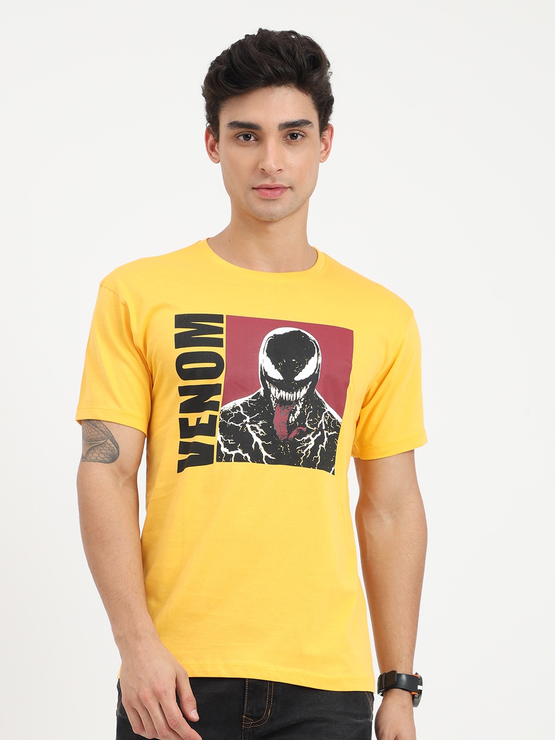 

COOFT Men Yellow Printed Pure Cotton T-shirt