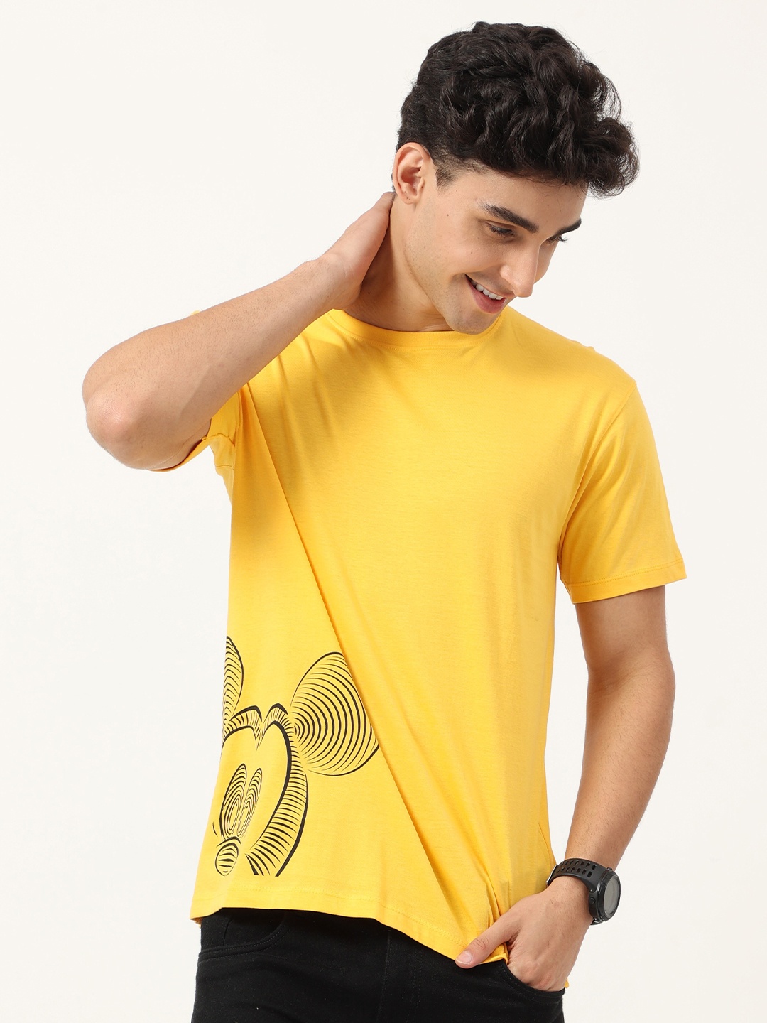 

COOFT Men Yellow Mickey Mouse Printed Pure Cotton T-shirt
