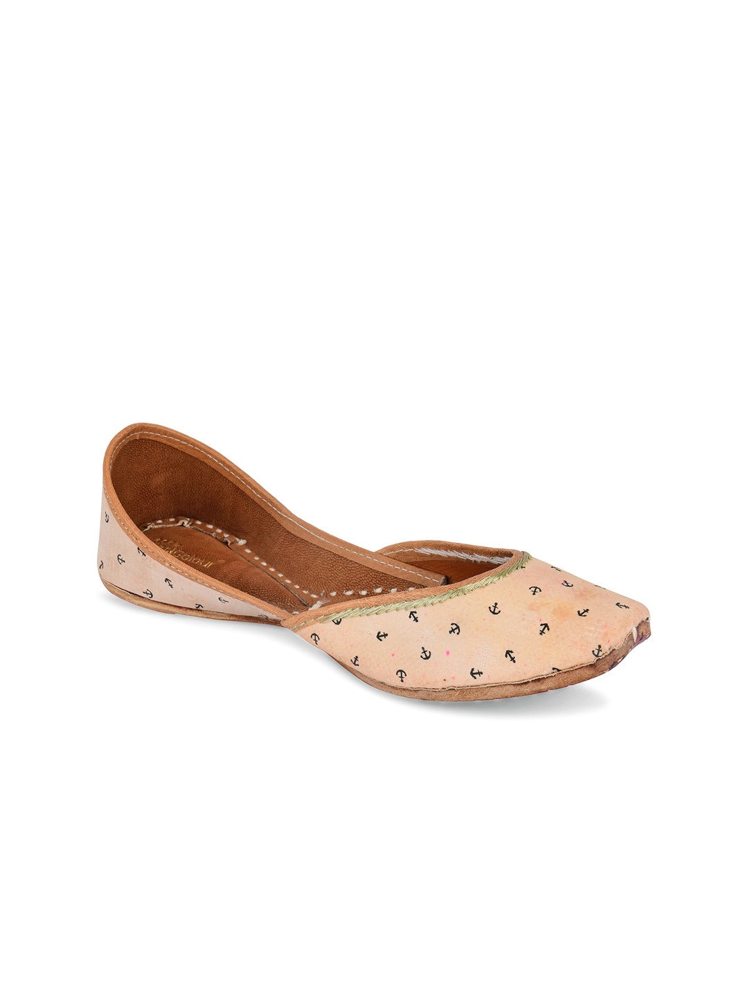 

DESI COLOUR Women Beige Printed Ethnic Mojaris Flats