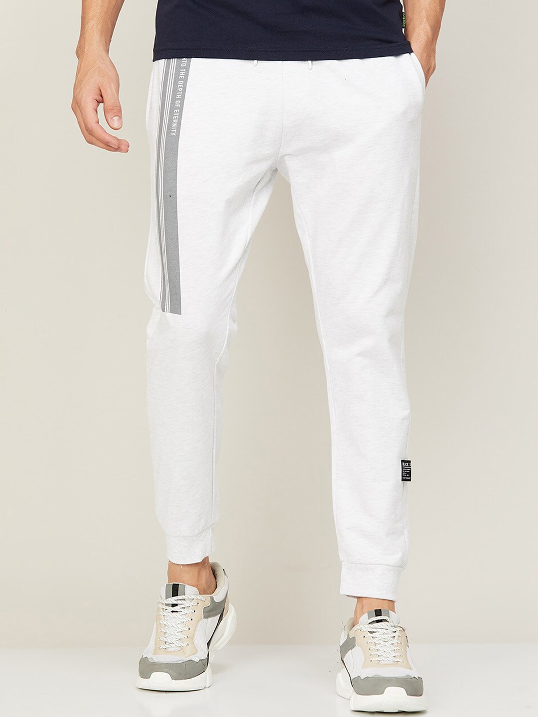 

Bossini Men Grey Solid Cotton Track Pants