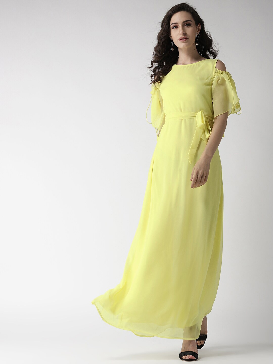 

La Zoire Women Yellow Georgette Cold Shoulder Maxi Dress