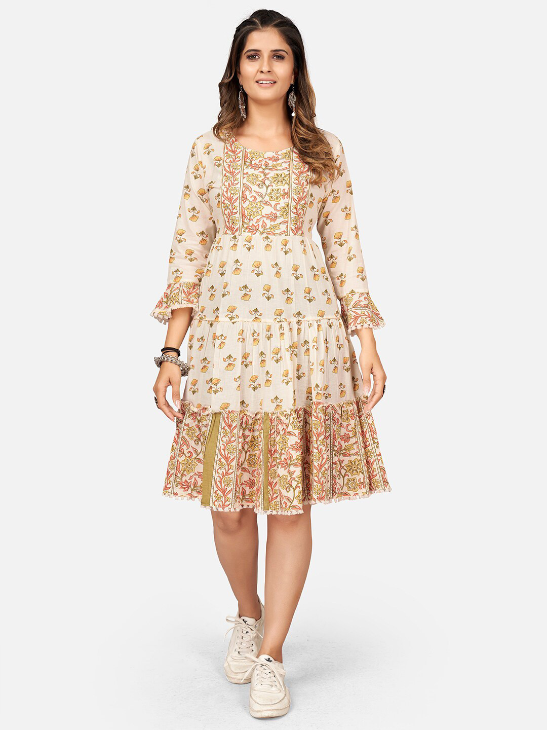 

Vbuyz Cream-Coloured Floral A-Line Dress