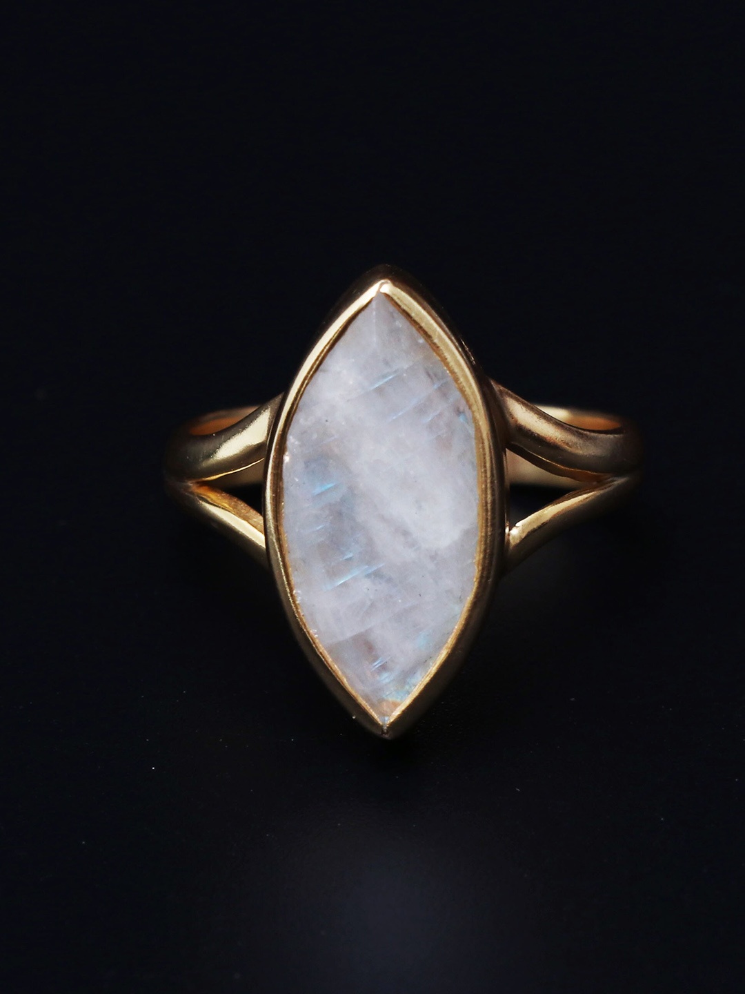 

HIFLYER JEWELS Gold-Plated 925 Sterling Silver Stone Studded Finger Ring