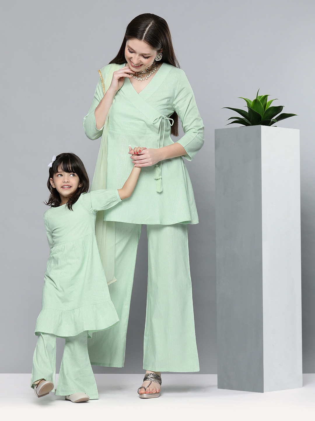 

HERE&NOW Women Green Striped Angrakha V-Neck Pure Cotton Kurti With Palazzos & Dupatta
