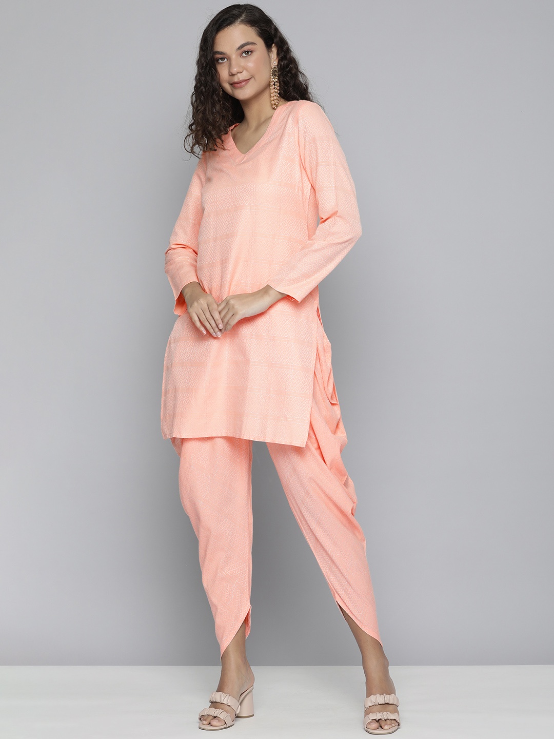 

HERE&NOW Women Peach-Coloured Embroidered Pure Cotton Kurti with Dhoti Pants