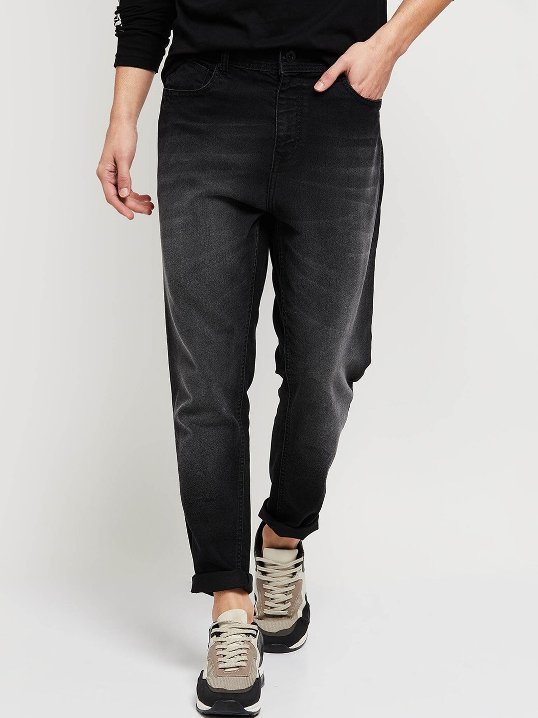 

max Men Black Light Fade Jeans