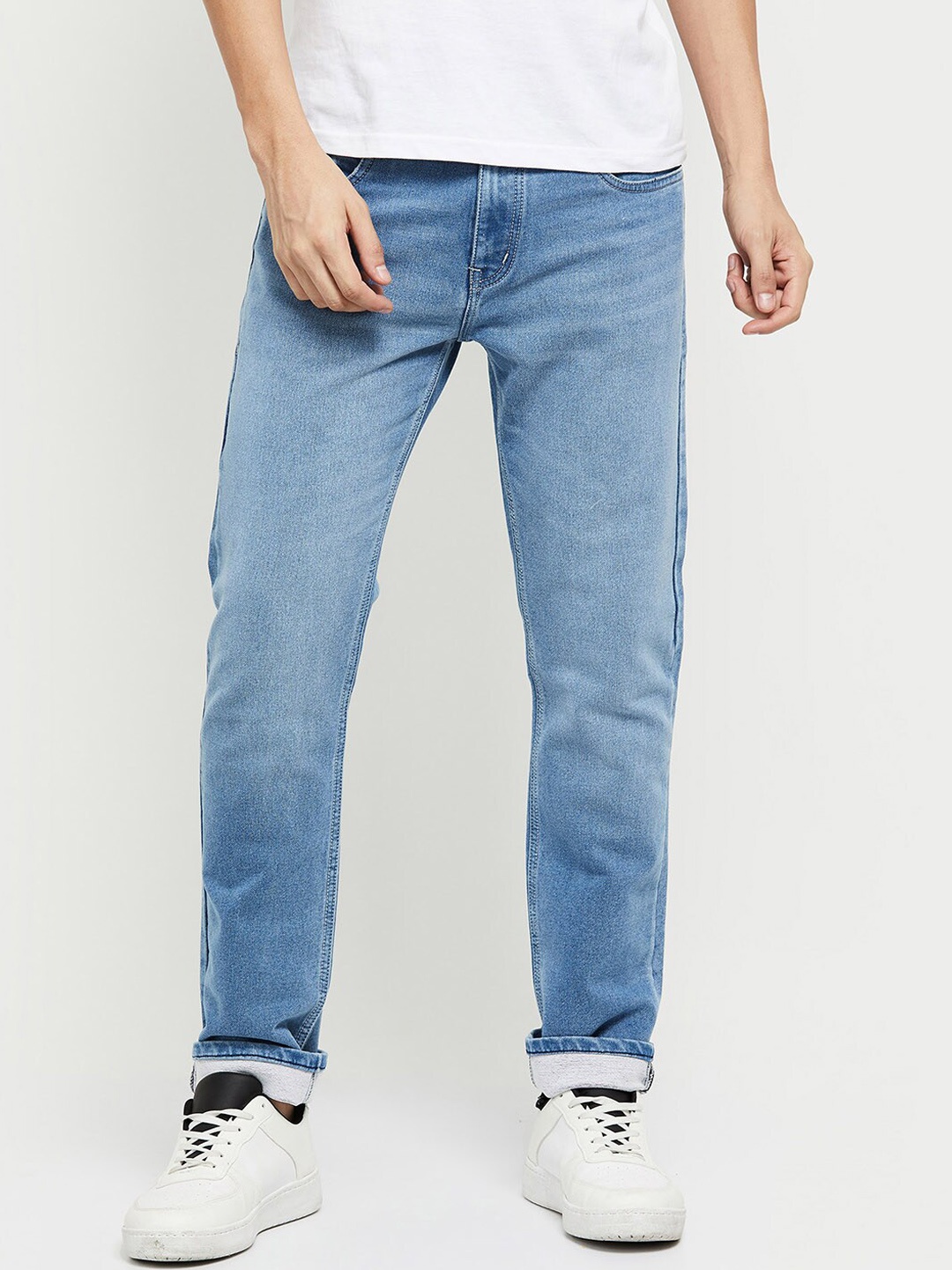 

max Men Blue Light Fade Denim Jeans