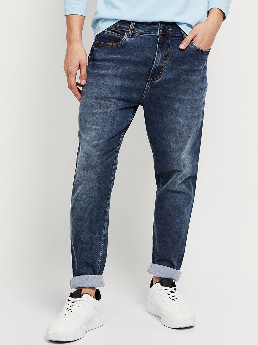 

Max Men Blue Light Fade Jeans