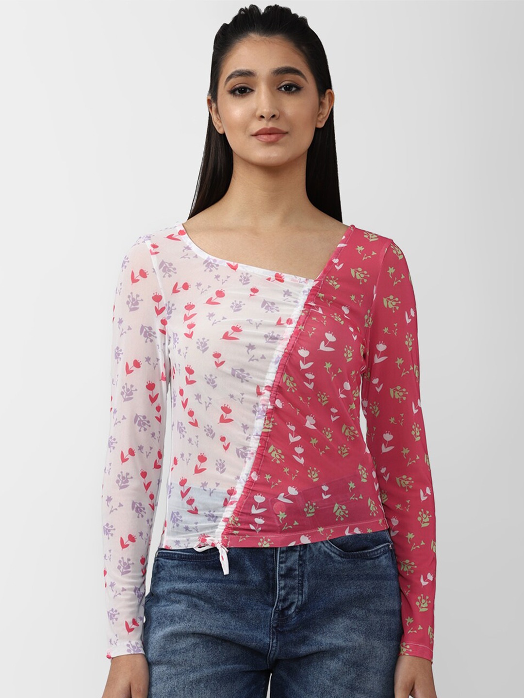 

FOREVER 21 Red & White Floral Print Top