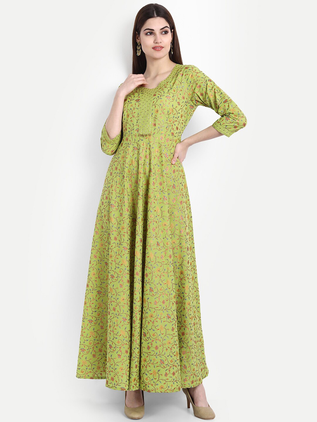 

SUTI Women Green & Gold Printed Maxi Ethnic Dresses