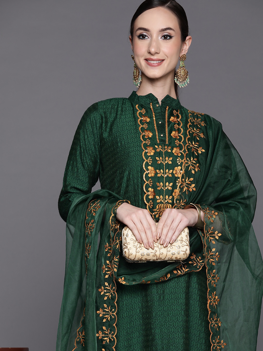 

Indo Era Women Green & Golden Yoke Design Kurta with Trousers & Dupatta