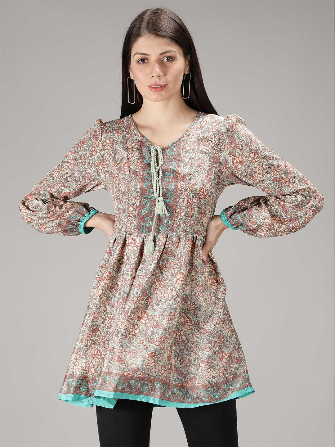 

MINGLAY Women Green & Coral Floral Printed A-Line Tunic