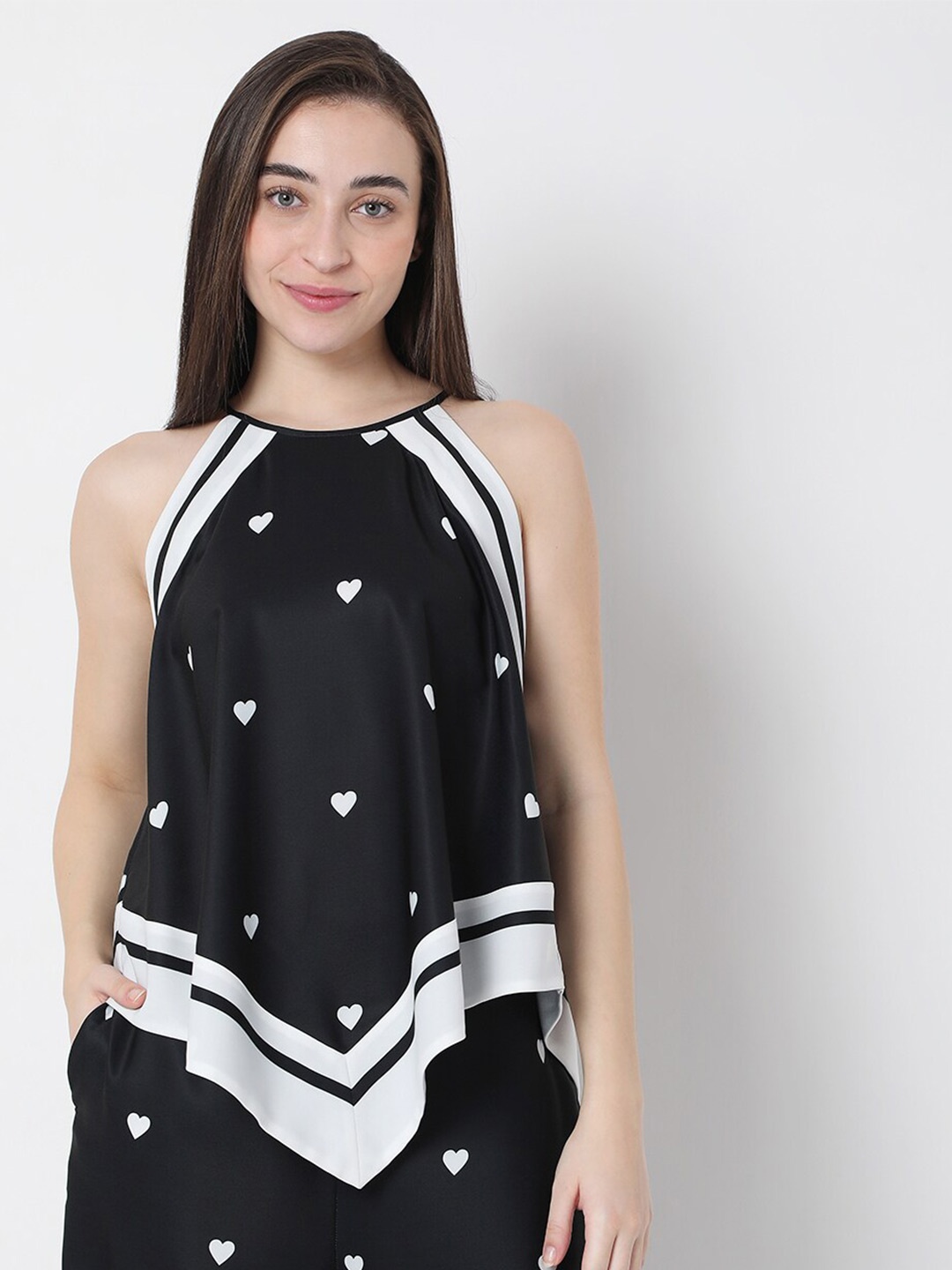 

Vero Moda Black & White Printed A-Line Top