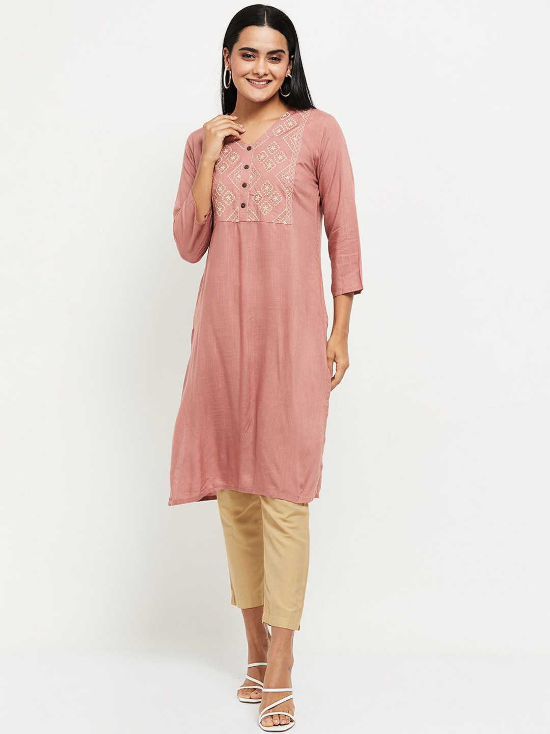

max Women Peach Ethnic Motifs Yoke Design Viscose Rayon Thread Work Kurta