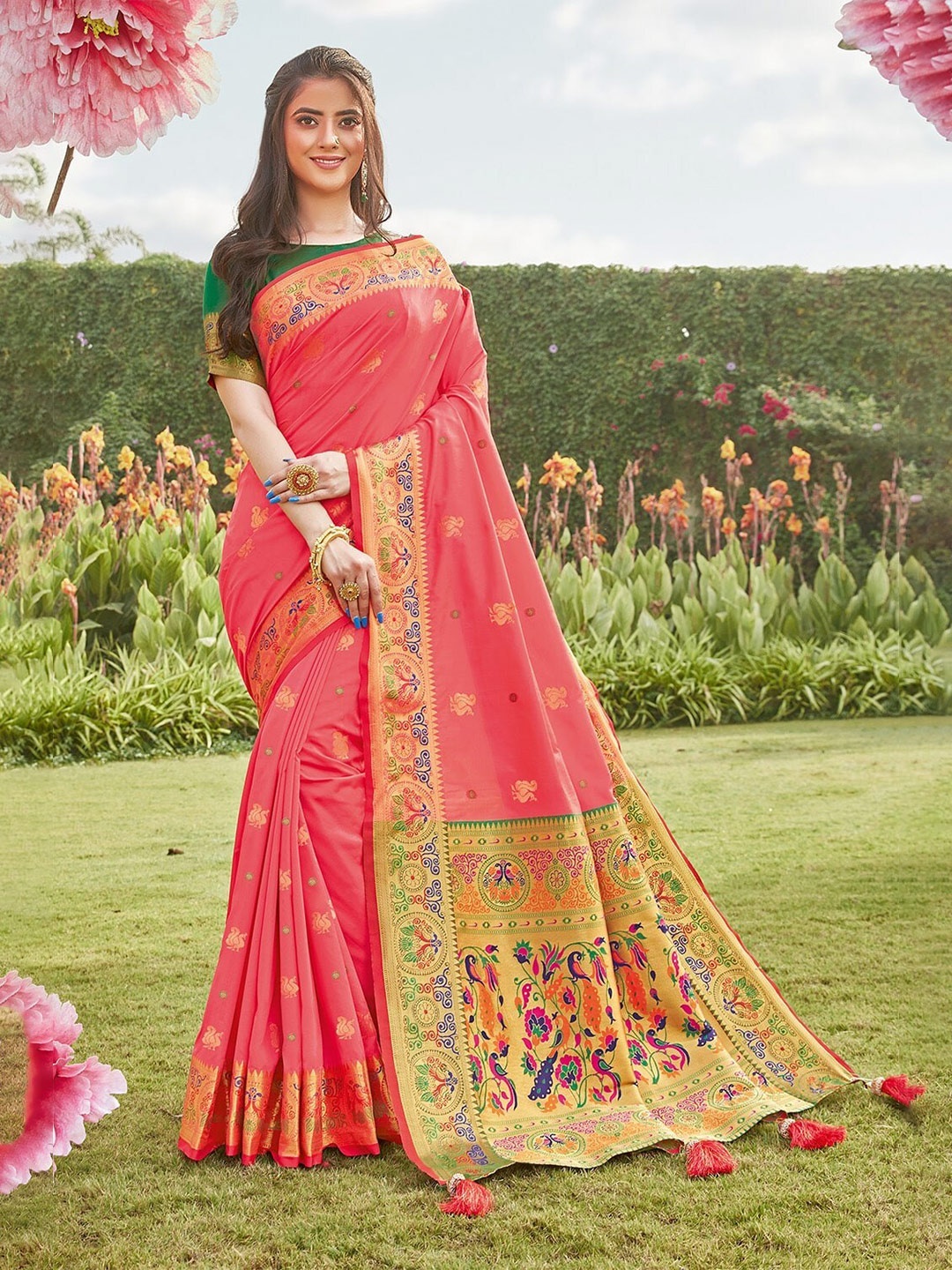 

KARAGIRI Pink & Gold-Toned Ethnic Motifs Zari Silk Blend Saree