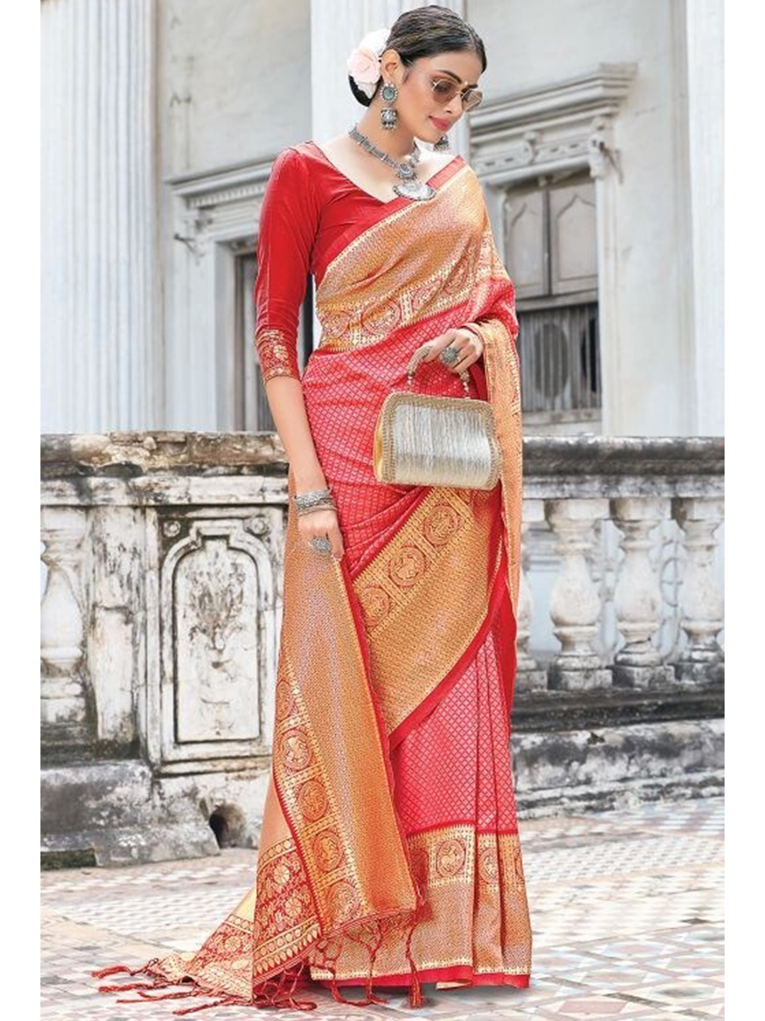 

KARAGIRI Pink & Red Woven Design Zari Saree