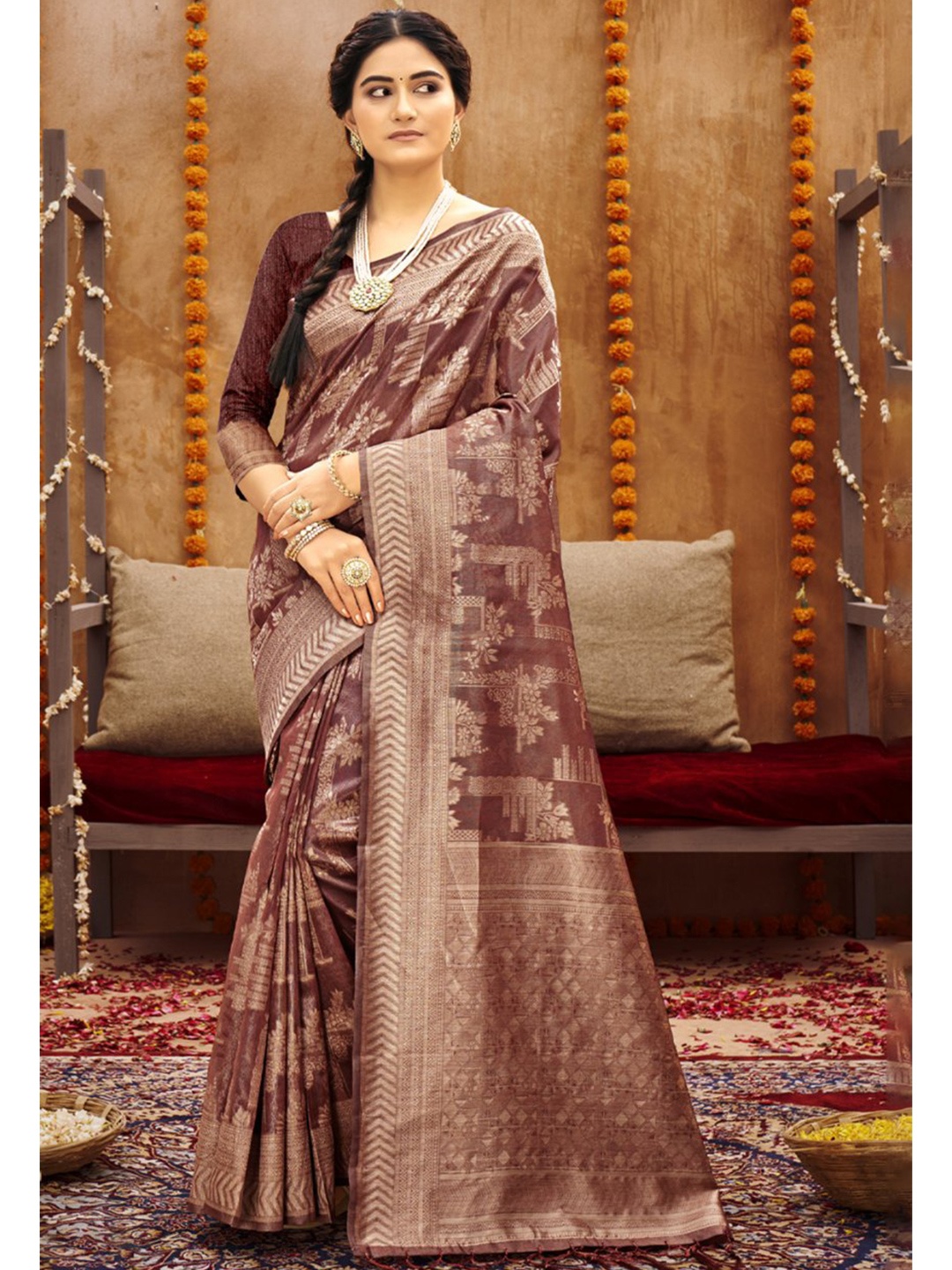 

KARAGIRI Maroon Woven Design Zari Saree