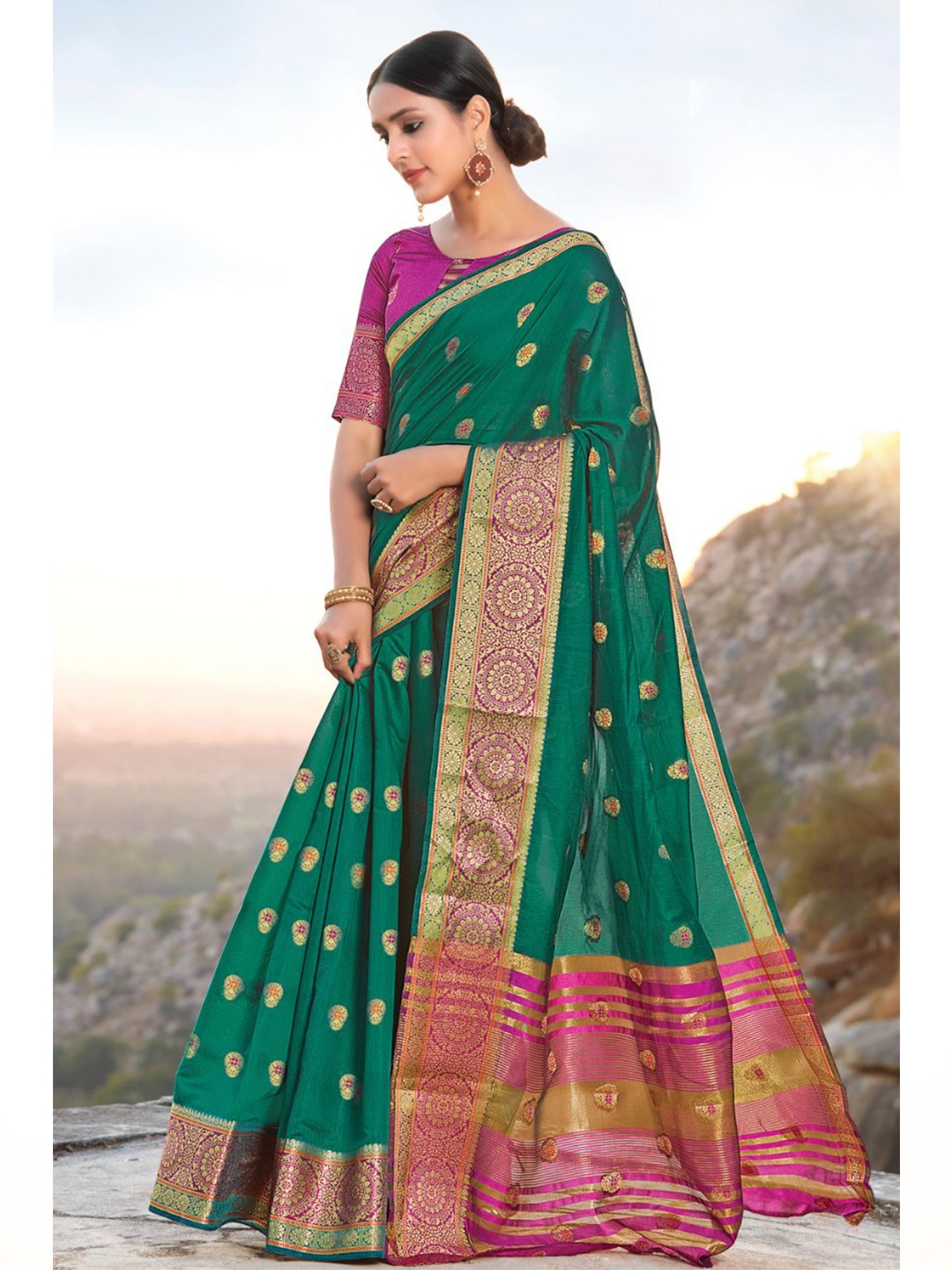 

KARAGIRI Green & Pink Floral Woven Design Zari Saree