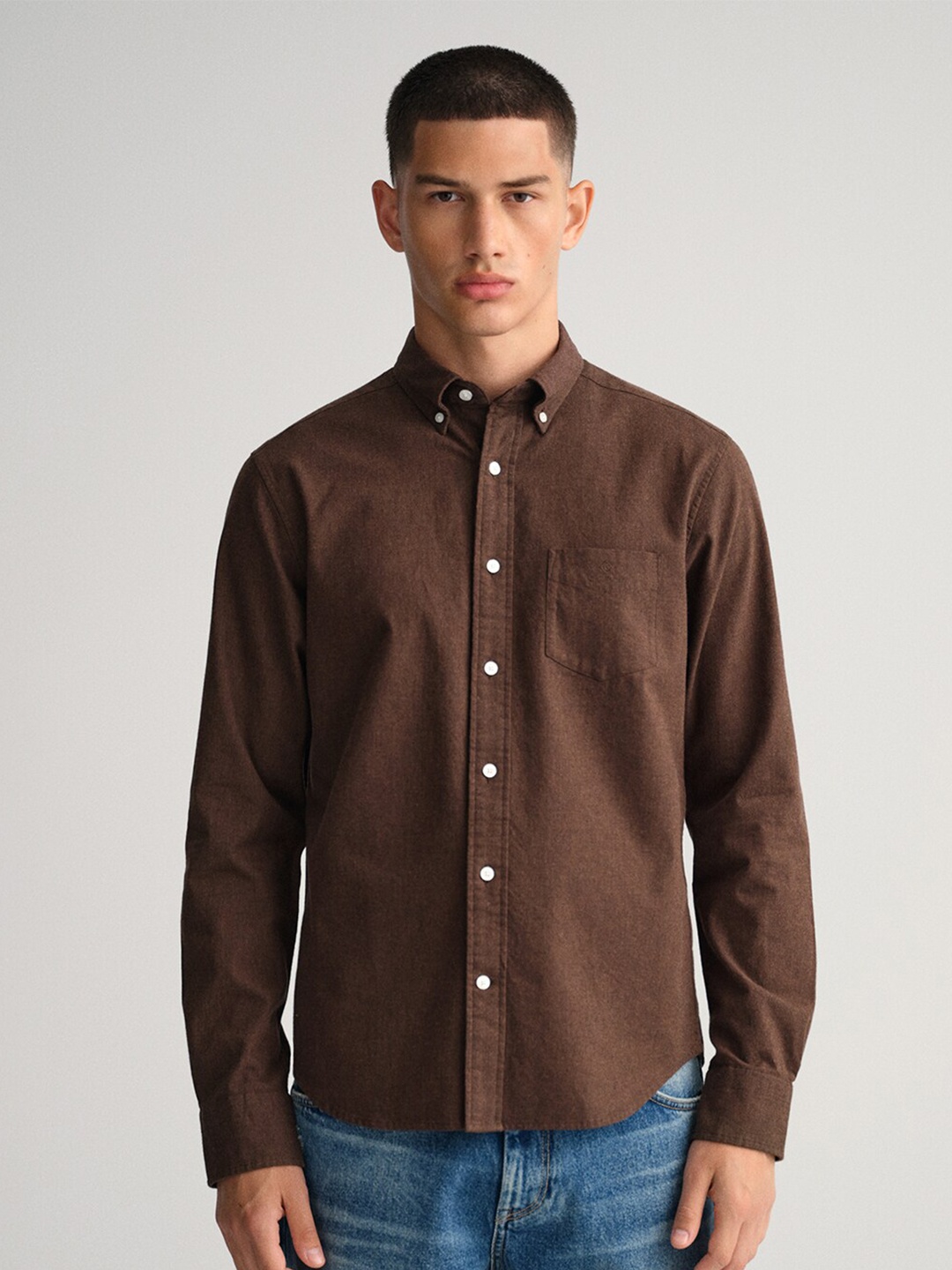 

GANT Men Brown Classic Regular Fit Solid Cotton Casual Shirt