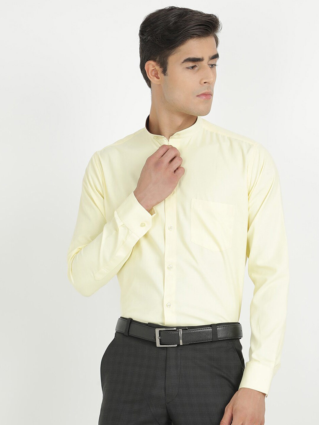 

V2 Value & Variety Men Yellow Formal Shirt