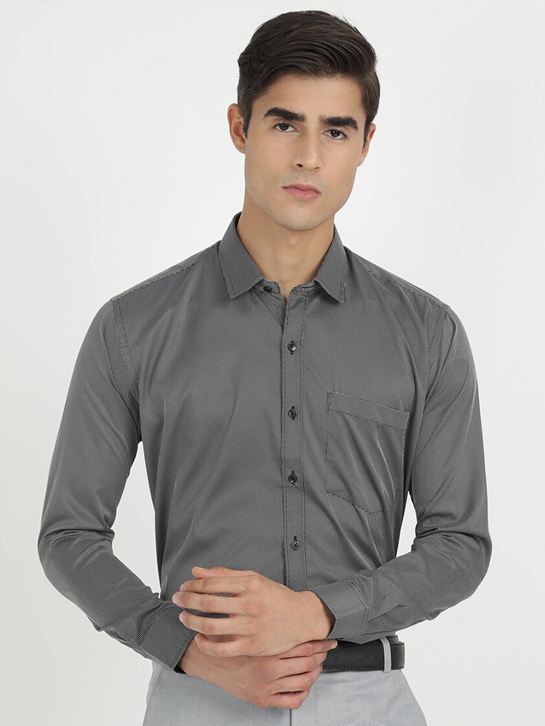 

V2 Value & Variety Men Grey Slim Fit Formal Shirt