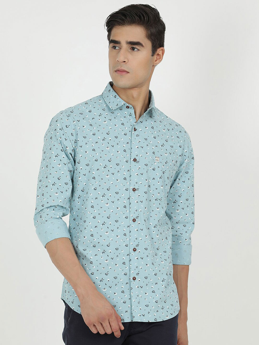 

V2 Value & Variety Men Blue Floral Printed Casual Shirt