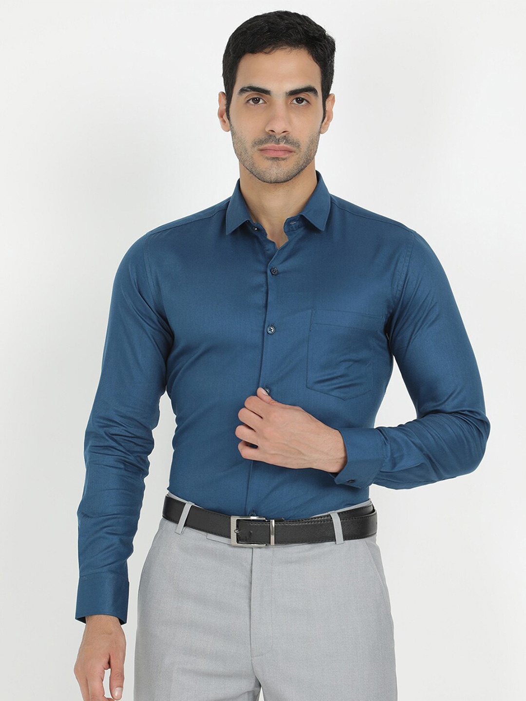 

V2 Value & Variety Men Blue Formal Shirt