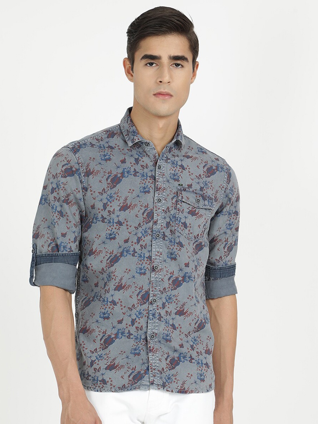 

V2 Value & Variety Men Grey Floral Printed Casual Shirt