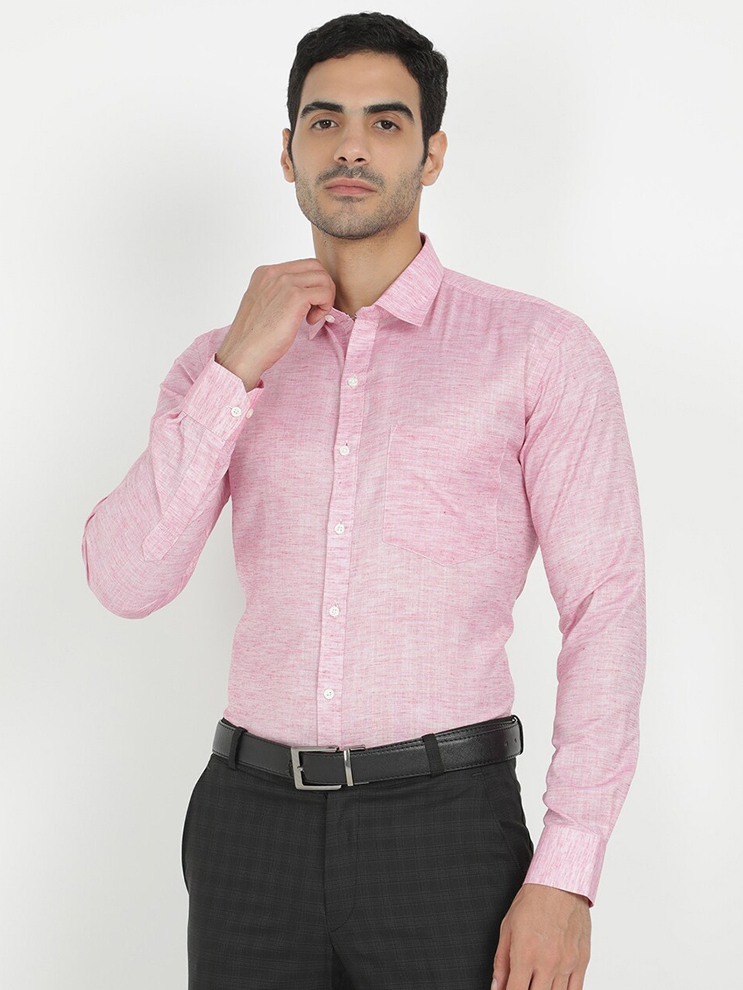 

V2 Value & Variety Men Pink Horizontal Striped Formal Shirt