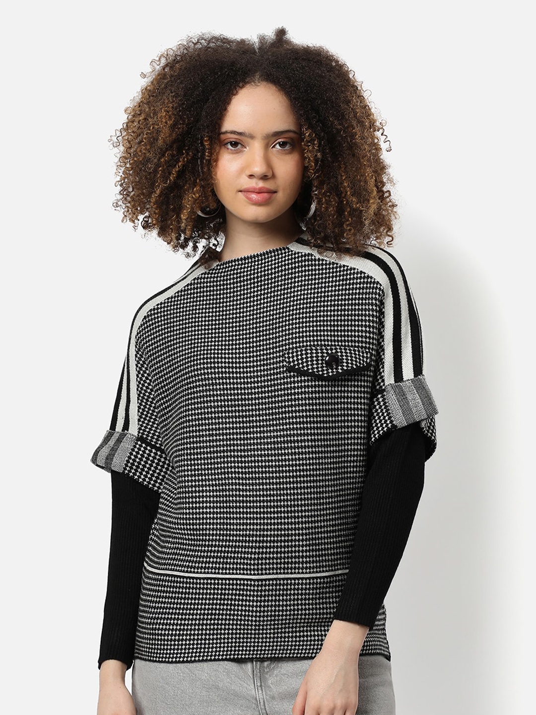 

Campus Sutra Women Grey & White Self-Design Sweater