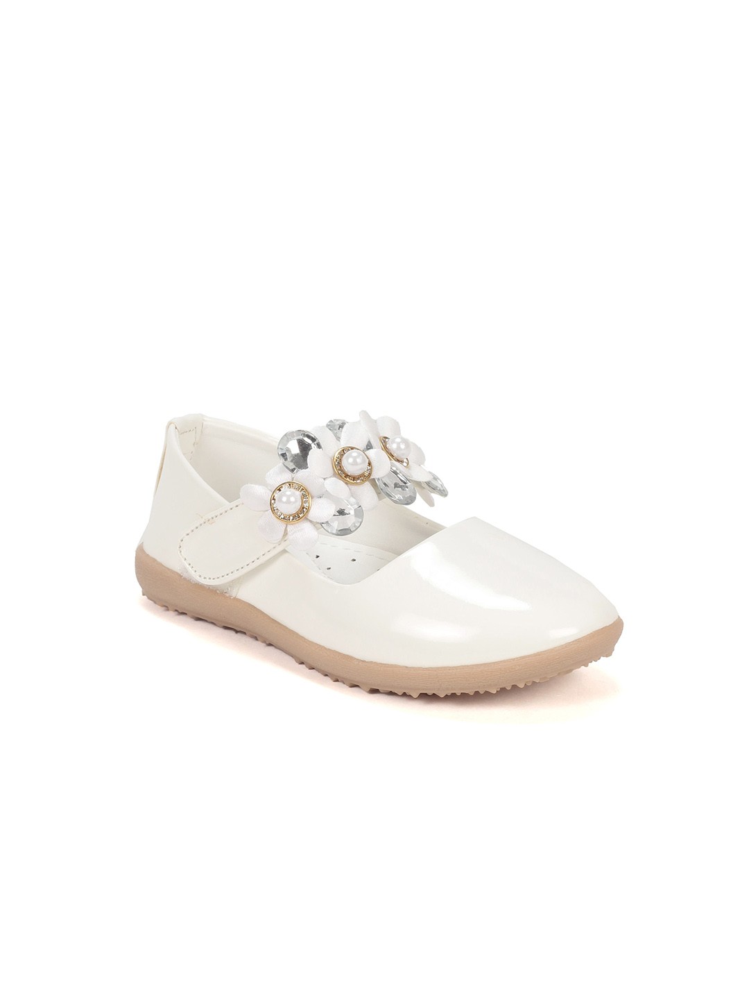 

Lil Lollipop Girls White Solid Applique Ballerinas Flats