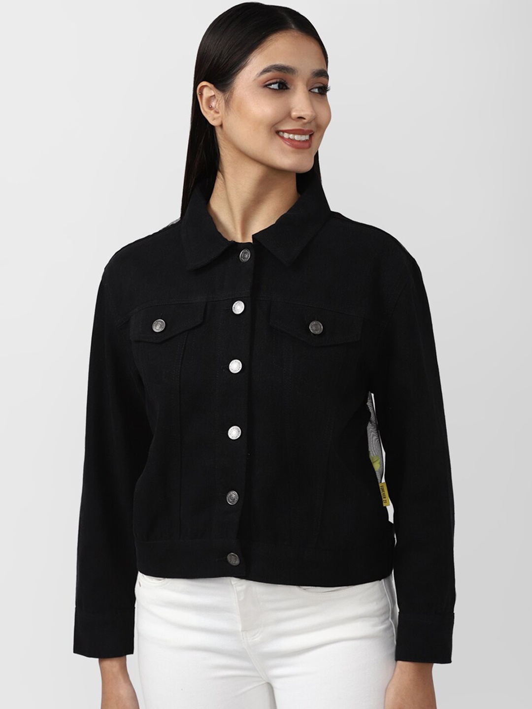

FOREVER 21 Women Black Washed Crop Denim Jacket