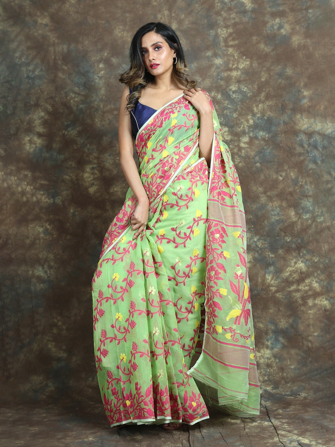 

Arhi Green & Pink Floral Silk Cotton Jamdani Saree