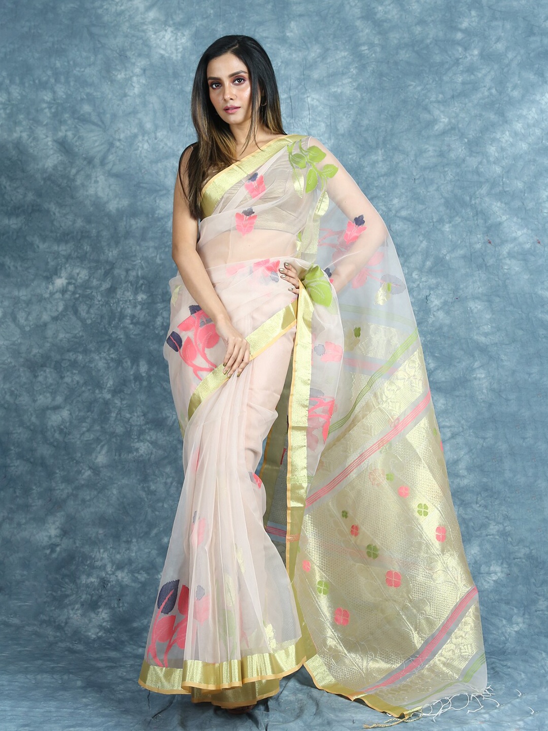 

Arhi Off White & Pink Floral Zari Pure Silk Saree