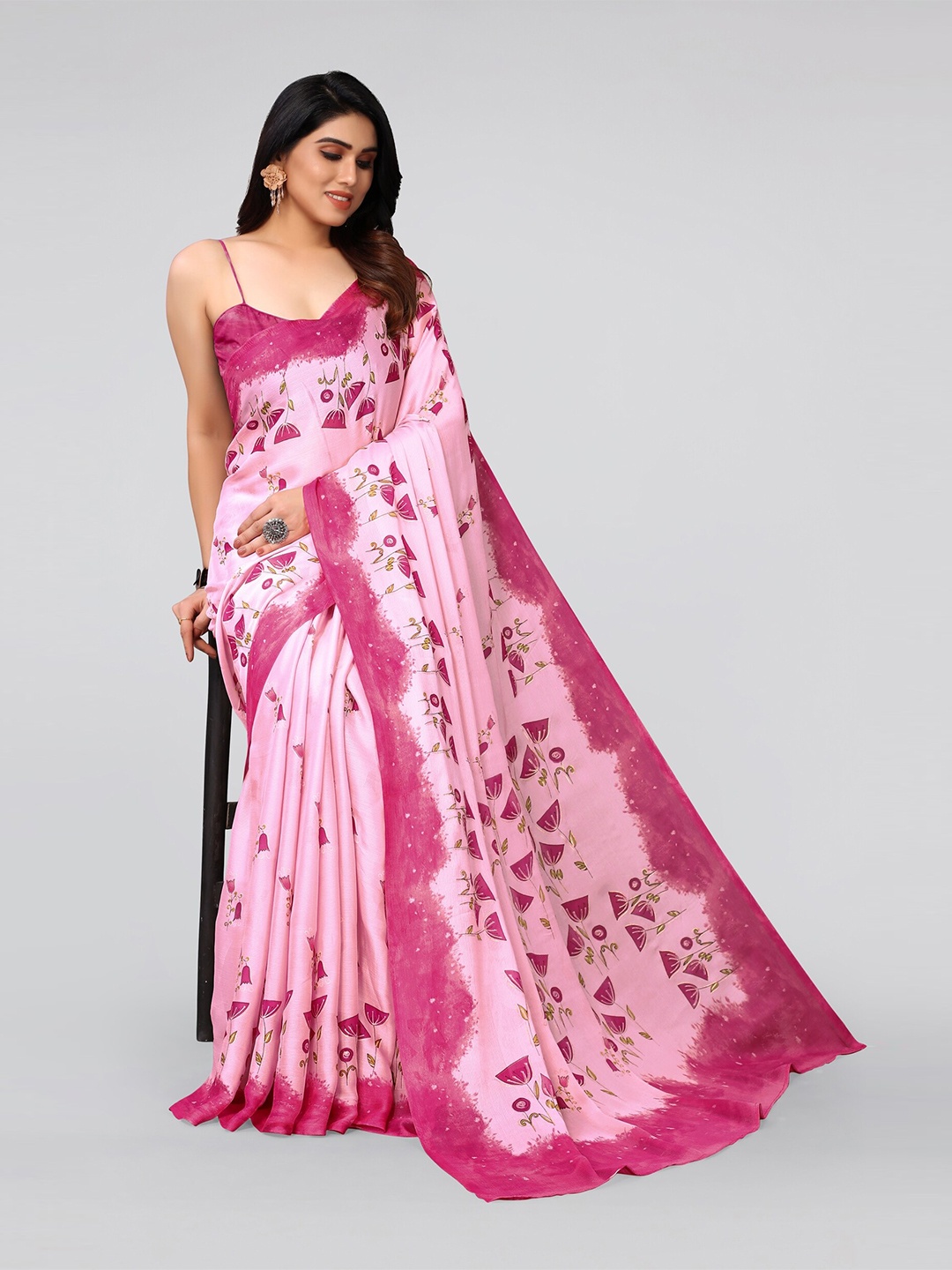 

MIRCHI FASHION Pink & Green Floral Saree