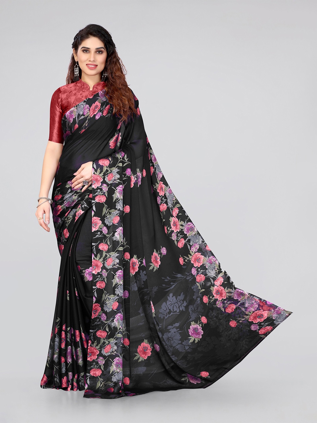 

MIRCHI FASHION Black & Pink Floral Saree