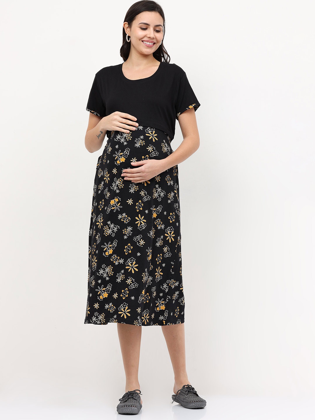 

9shines Label Women Black Floral Print Pure Cotton Maternity Nightdress