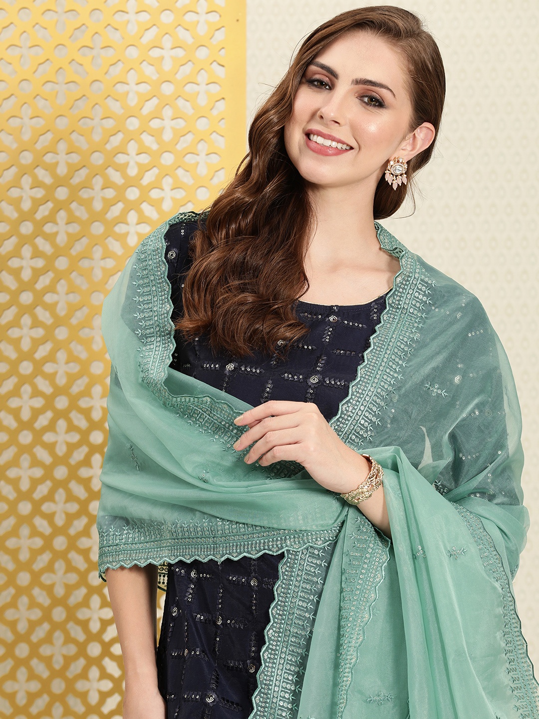 

House of Pataudi Jashn Ethnic Motifs Embroidered Sequined Dupatta, Green