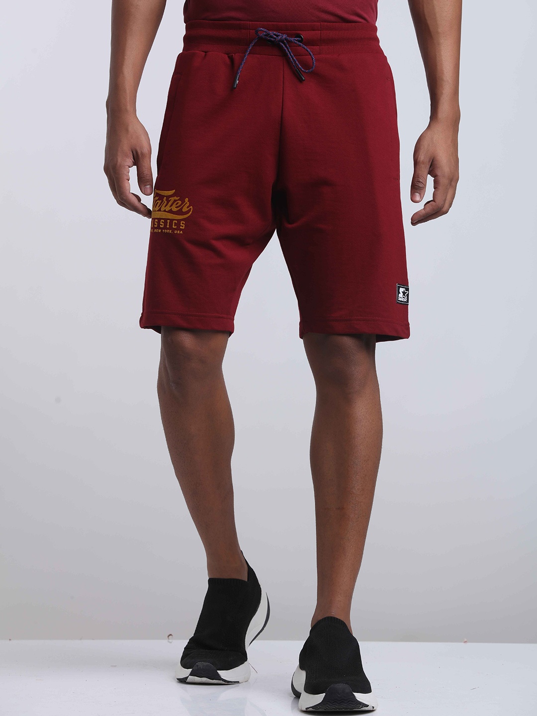 

STARTER Men Maroon Solid Shorts
