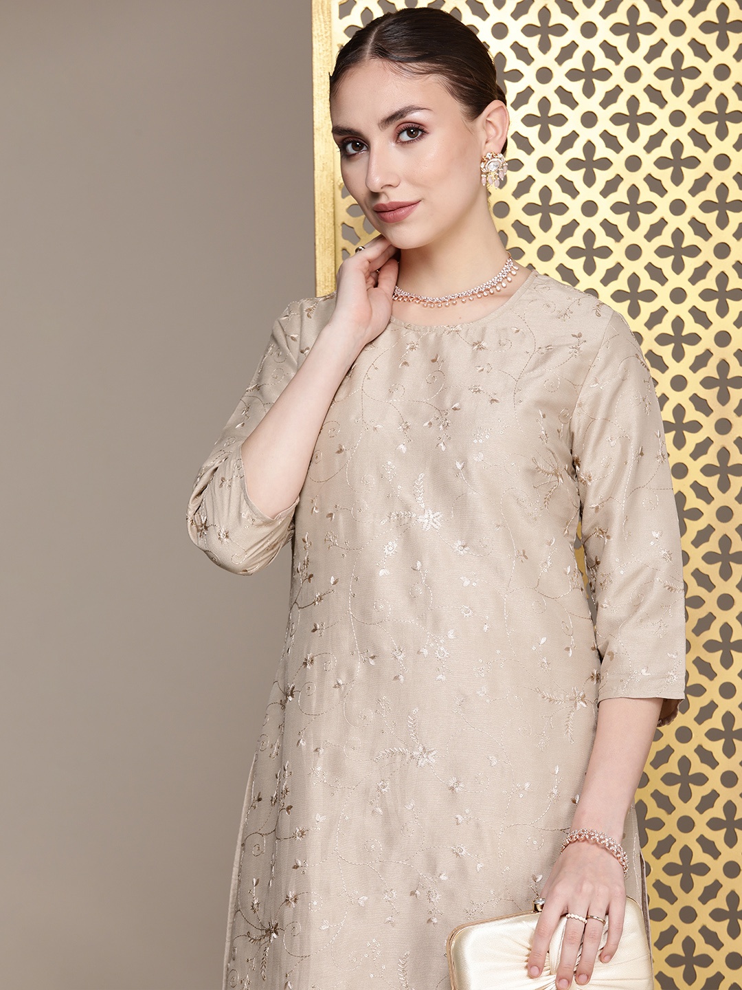 

House of Pataudi Sequinned Embellished Jashn Kurta, Taupe