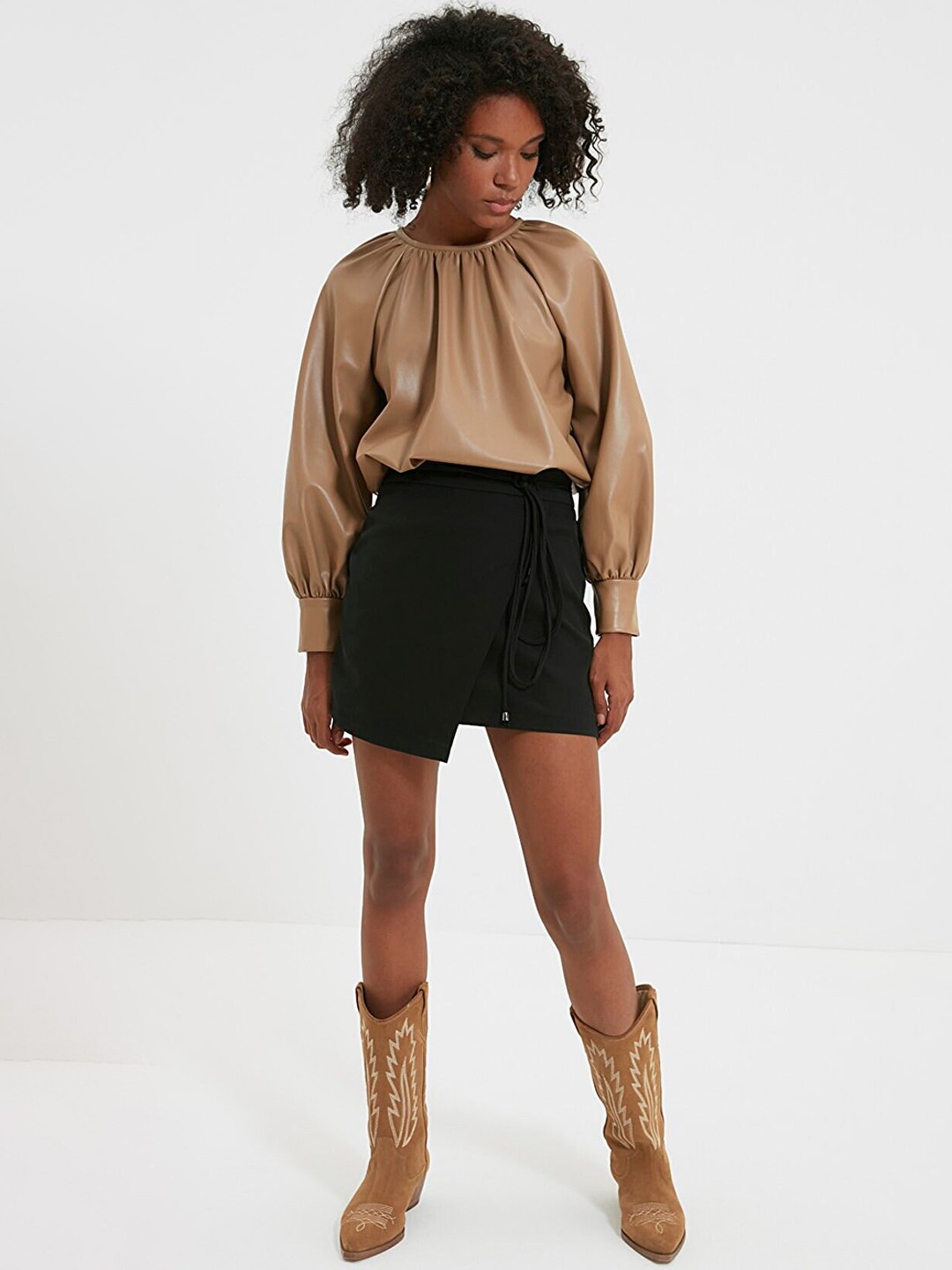 

Trendyol Women Black Solid Skirts