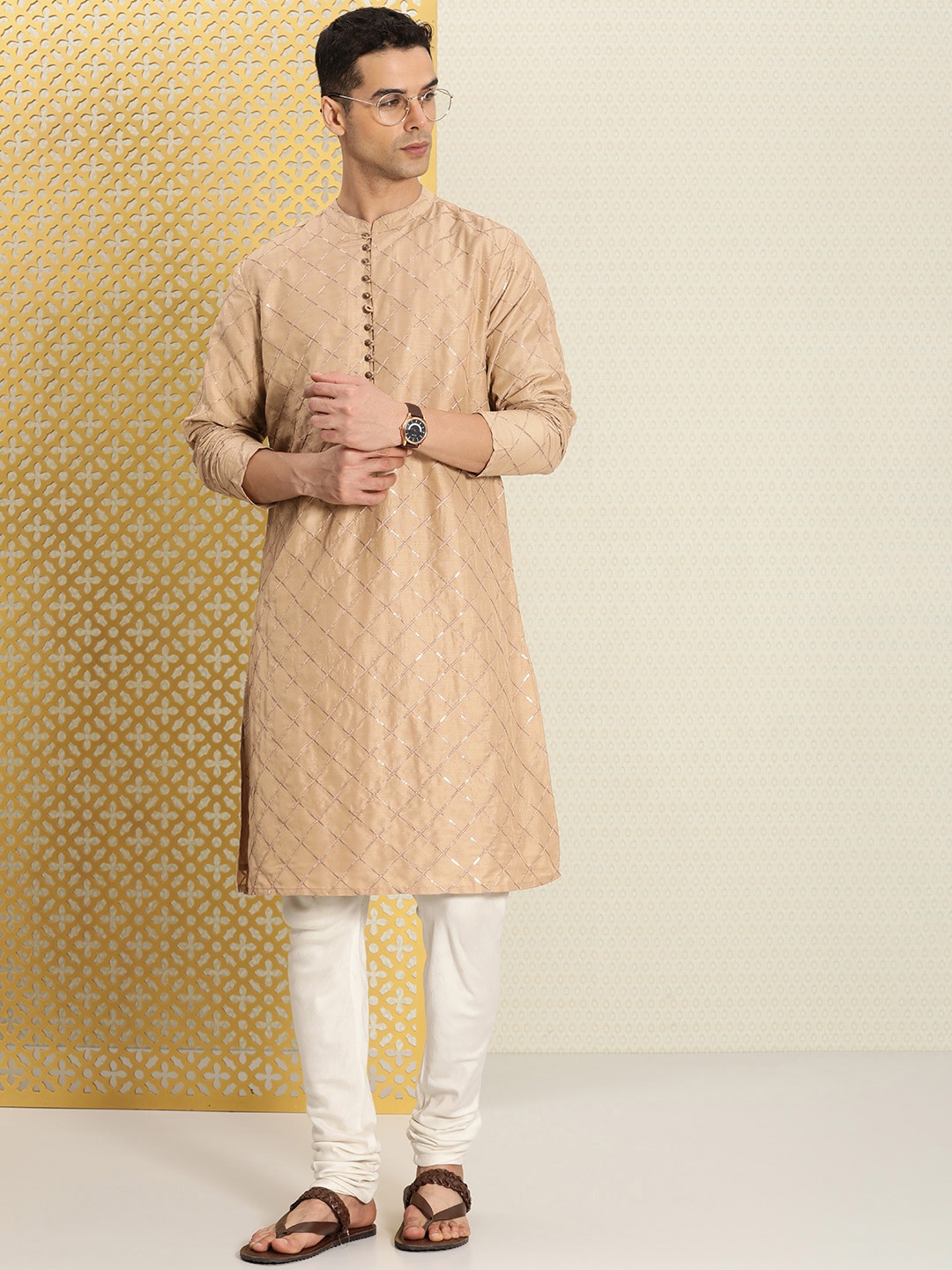 

House of Pataudi Jashn Mandarin Collar Sequined Checked Embroidered Kurta, Beige