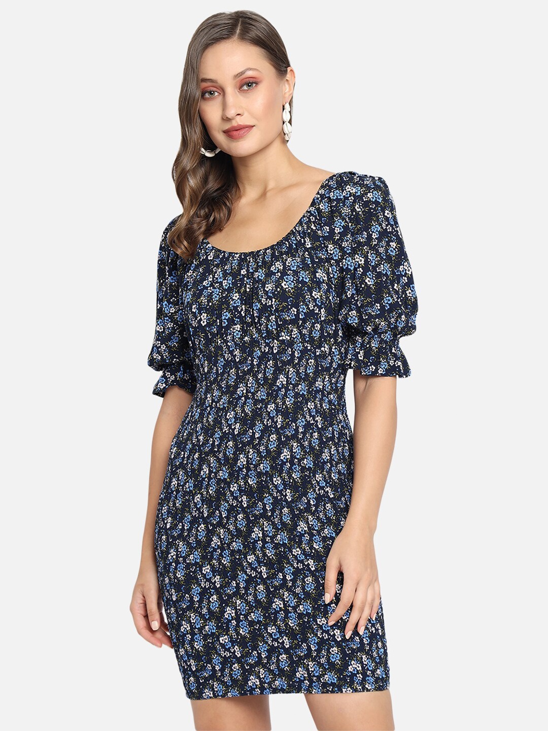

Trend Arrest Blue & White Floral Crepe Smocked Bodycon Dress
