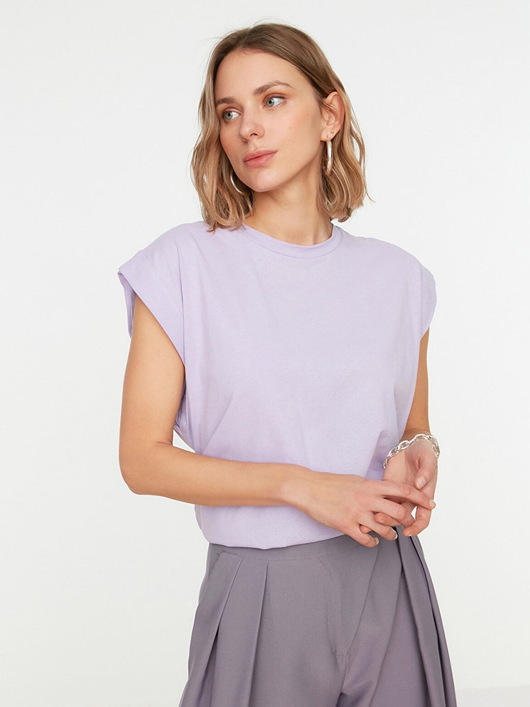 

Trendyol Women Violet Extended Sleeves T-shirt