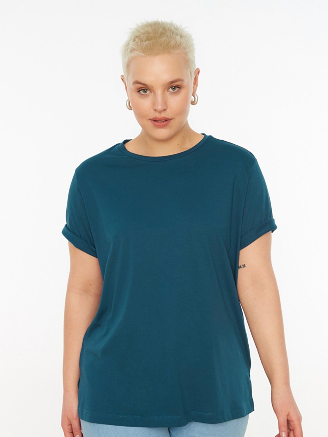 

Trendyol Women Plus Size Teal Extended Sleeves Pure Cotton T-shirt